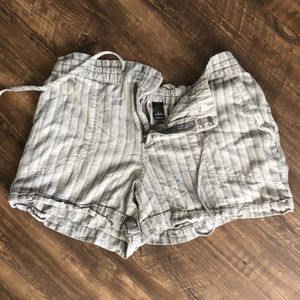 PRANA womens shorts.  LG.